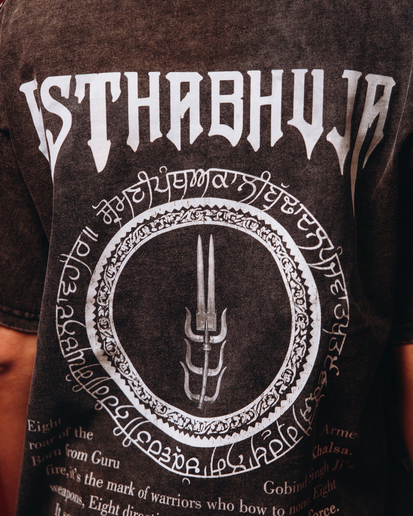 Asthabhuja T-shirt acid washed